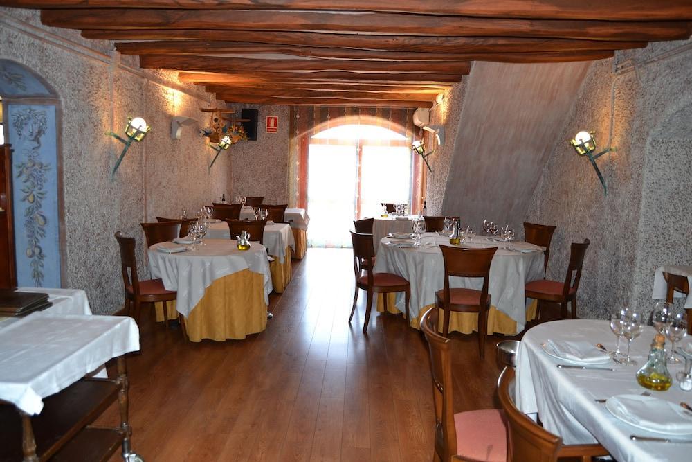 Lavern Hotel Restaurant Sol I VI מראה חיצוני תמונה